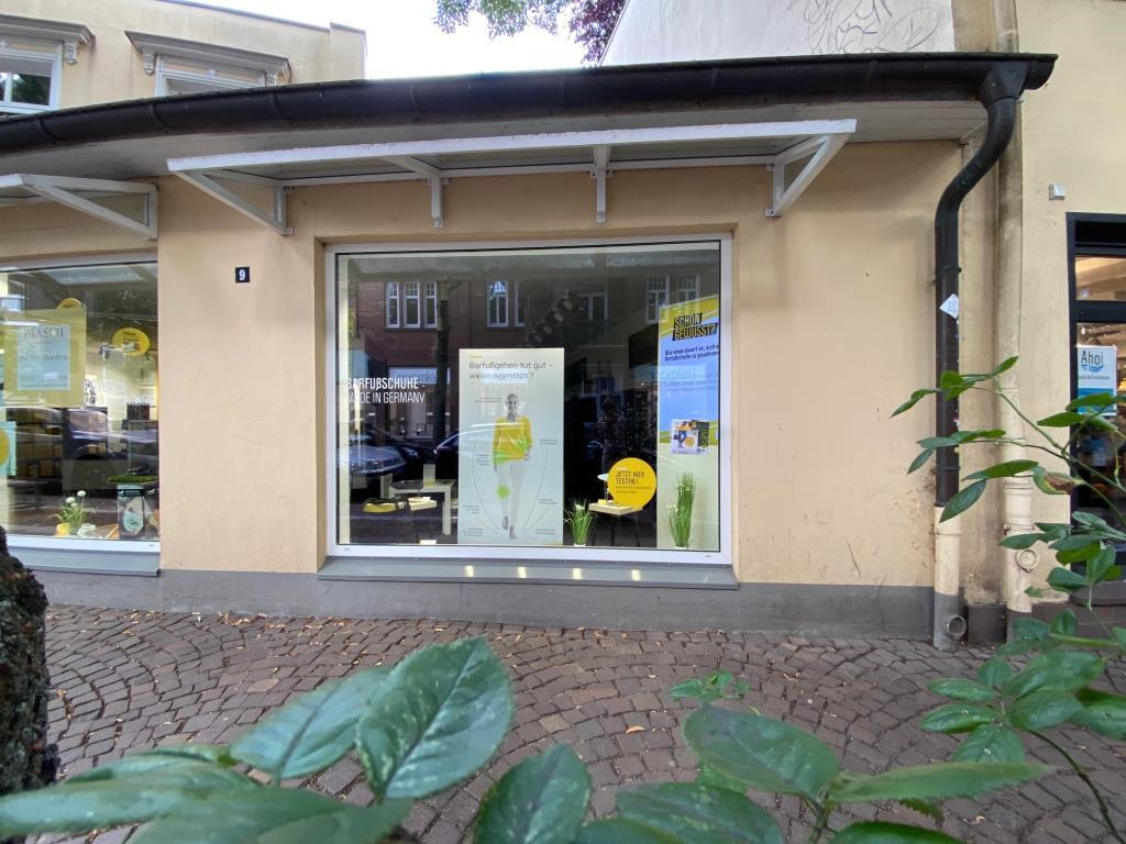 REPRÄSENTATIVES BÜRO- ODER LADENGESCHÄFT IM HERZEN VON AHRENSBURG REPRÄSENTATIVES BÜRO- ODER LADENGESCHÄFT IM HERZEN VON AHRENSBURG