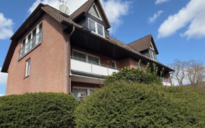 3 ZIMMER ETAGENWOHNUNG MIT SÜD BALKON IN STEINBURG